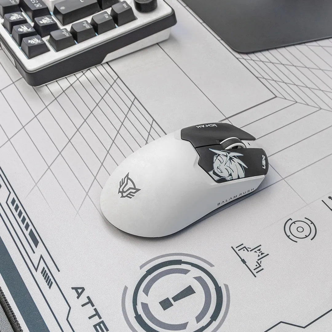 Mouse Gamer Inalámbrico ÍICH'AK IX999 | 2.4 GHz + 2 BT 5.3 | Pixart 3395 | 26000 Max DPI | 1000 Hz | Black&White
